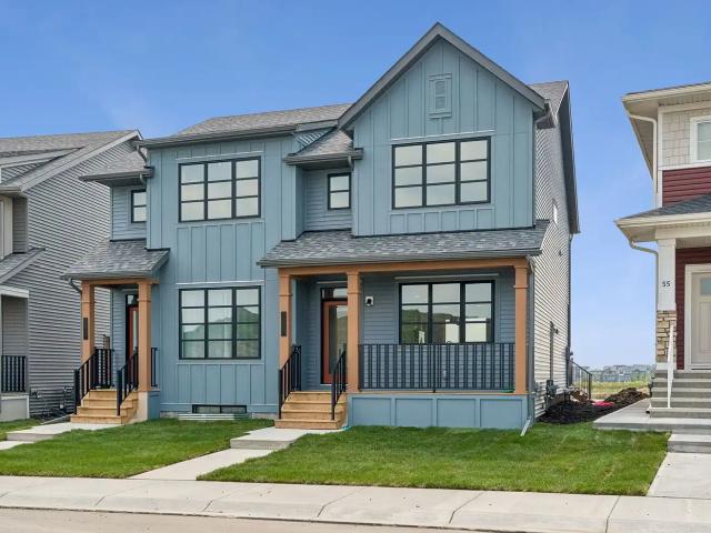 Brand New Duplex in Rangeview!