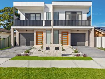 Brand New Duplex with a Striking Coastal Design and Architectural Elegance