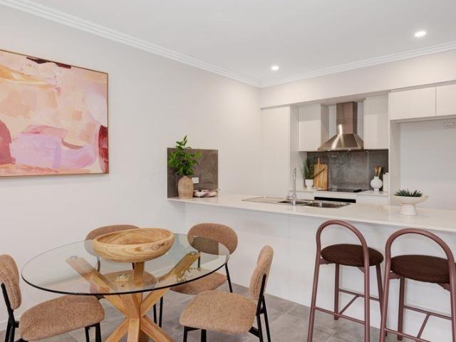 Brand New Duplex with Two Separate Titles The Ultimate Investment or Lifestyle Opportunity!