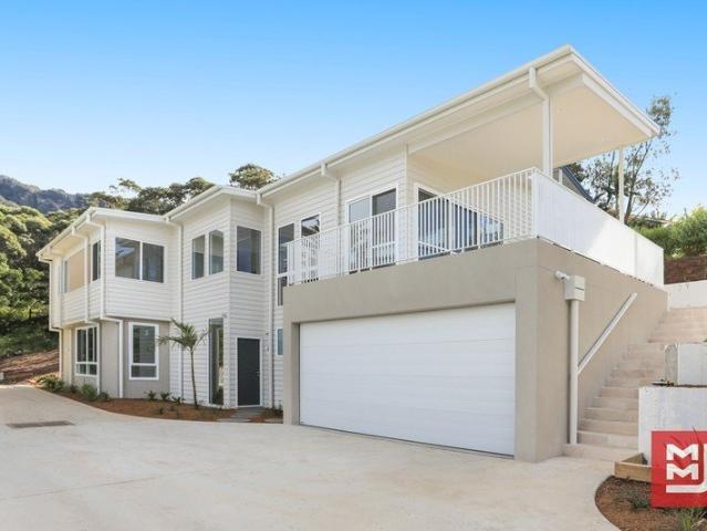 Brand New Executive Coastal Living