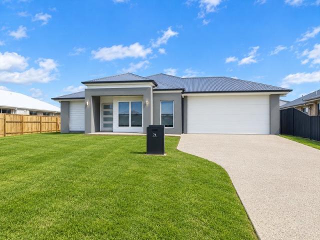 BRAND NEW EXECUTIVE FAMILY HOME IN VINES ESTATE SPACE, STYLE & STORAGE!