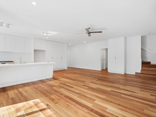 Brand New Executive Living In The Heart Of Albury