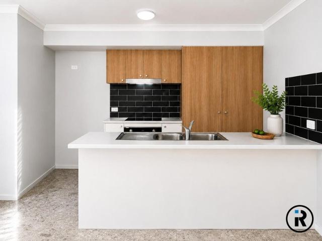 Brand New Executive Living in a Leafy Burnside Setting