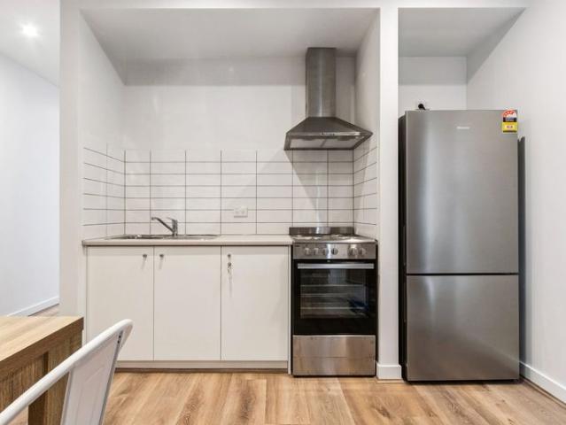 Brand New Executive Rooming Residence | Upstairs 1 Room + Ensuite + Utilities