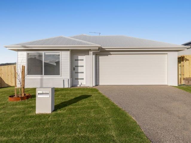 Brand New Executive Style Home in a Sought After Westbook Location!
