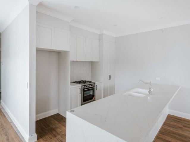 Brand New Executive Townhouse in the Heart of Lorn