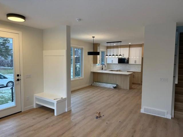 BRAND NEW EXECUTIVE 3 STOREY TOWNHOUSE FOR RENT IN KILLARNEY