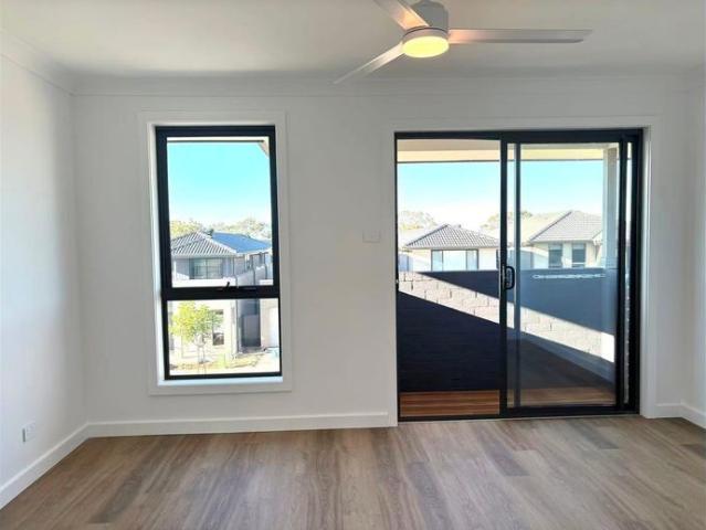 Brand New Executive 5 Bedroom House in Leppington