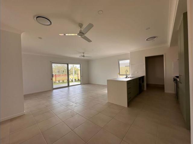 Brand New Exquisite House In Park Ridge