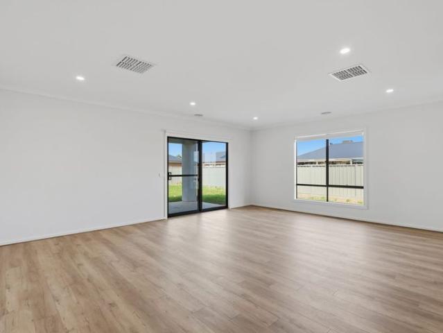 Brand New Four Bedroom Family Home – Fully Landscaped