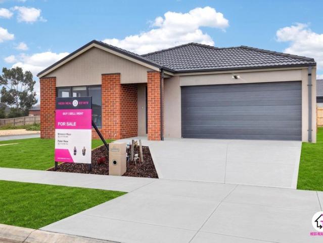 BRAND NEW FOUR BEDROOM HOME CLOSE TO SCHOOLS AND SHOPS