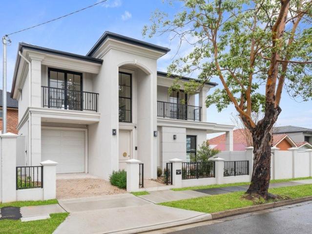 Brand New Family Entertainer Solid Brick Quality Throughout