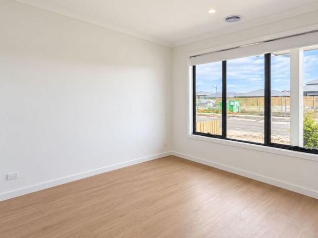 Brand New Family Haven in the Heart of Bulla