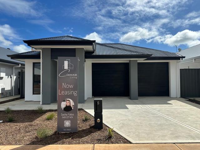 Brand New Family Home!