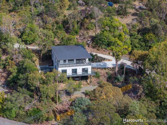 Brand New Family Home Available now!