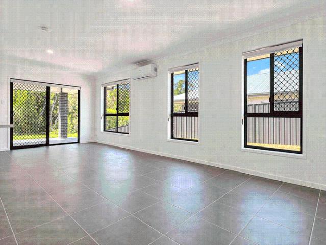Brand New Family Home Backing onto Nature Reserve Woodgate