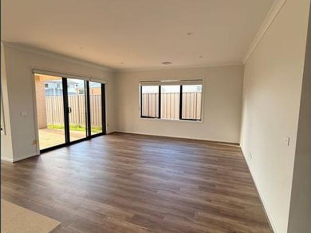 Brand New Family Home Elloura Estate!