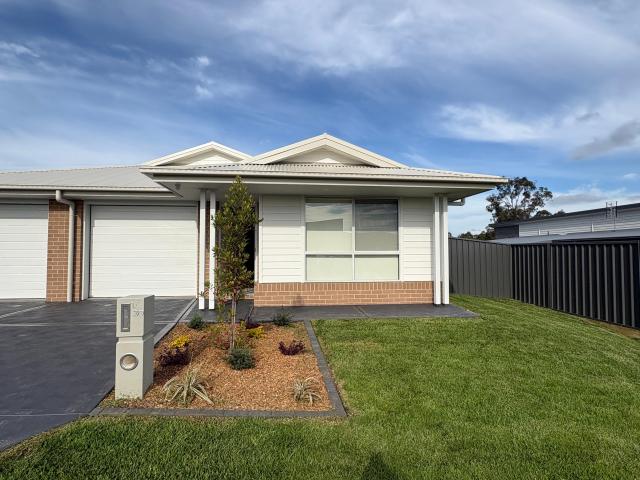 Brand New Family Home for Lease – Modern Living in Bellbird