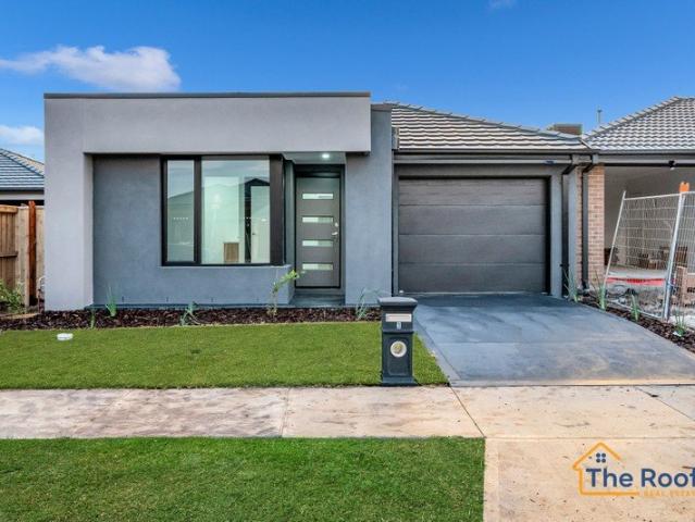 ! Brand New Family Home for rent In Mambourin !