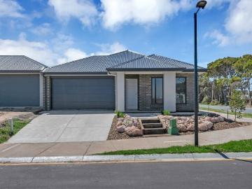 Brand New Family Home in Coorong Quays Spacious Living Near the Water