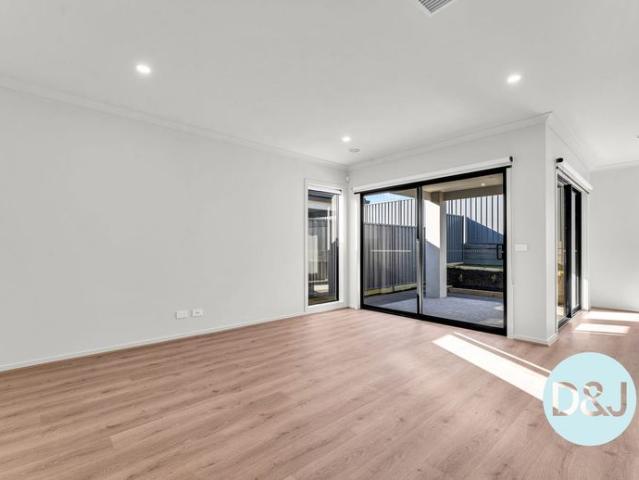 Brand New Family Home in a Peaceful Nar Nar Goon Location
