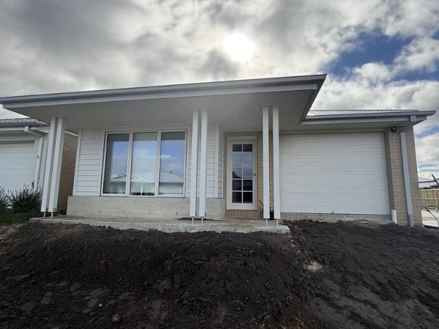 Brand New Family Home in a Prime Torquay Location