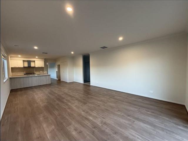 Brand New Family Home in a Prime Torquay Location