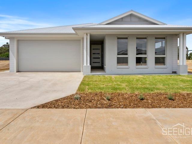 Brand New Family Home in a Prime Yarrawonga Location