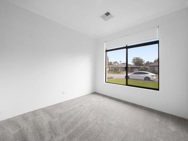 Brand New family Home in a Sought After Dianella Location
