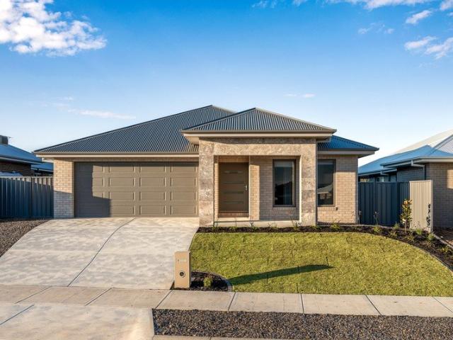 Brand New Family Home in Brooklyn Fields Estate