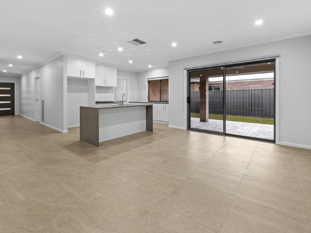 Brand New Family Home in Brooklyn Fields Estate