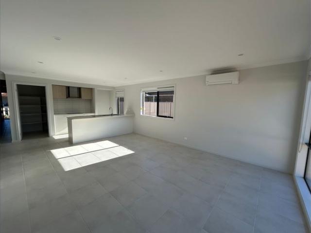 BRAND NEW FAMILY HOME IN ONE OF BENALLA'S NEWEST ESTATES