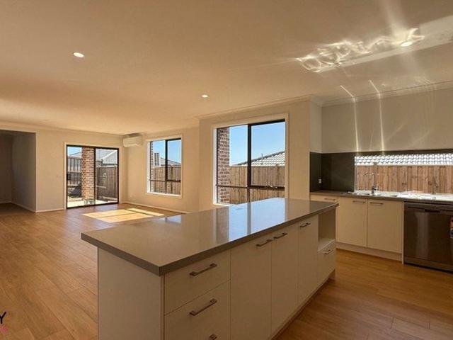 Brand New Family Home in Popular Crownlea Estate