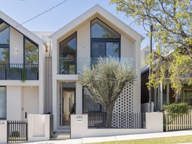 Brand new family home in premier bayside location