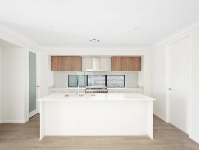 Brand New Family Home in Prime Elara Location