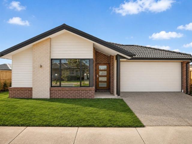 Brand New Family Home in Prime Location