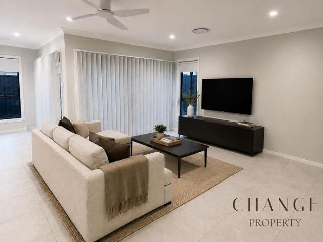Brand New Family Home in the Sought After Watagan Park Estate