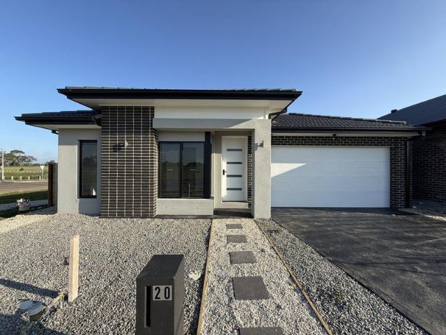 Brand New Family Home Offering Modern Comfort & Country Charm