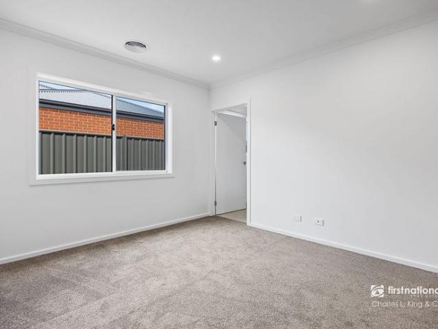 Brand New Family Home Modern Living at Its Finest!