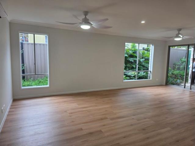 Brand New Family Home Spacious, Stylish and Ready to Move in!