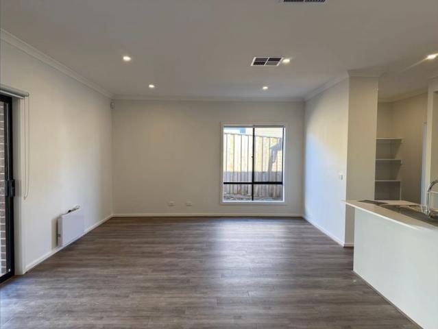 BRAND NEW FAMILY HOME WITH MODERN STYLE & QUALITY FINISHES
