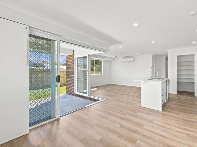 36 Grassbird Circuit, Wondunna QLD 4655