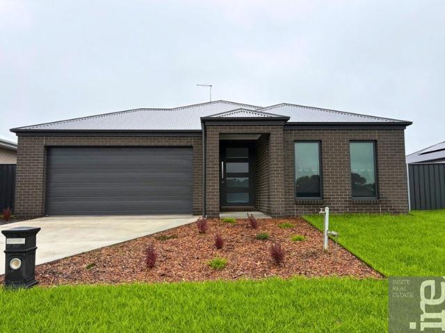 Brand New Family Home with Premium Finishes!