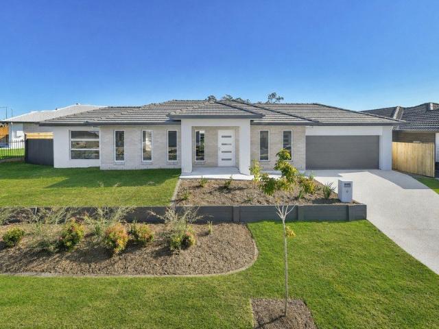 Brand New Family Home with Premium Upgrades on 604m2