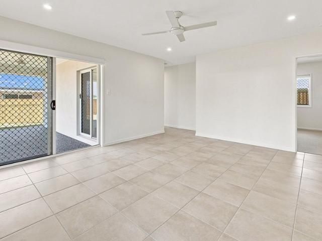17 Evi Circuit, Pialba QLD 4655
