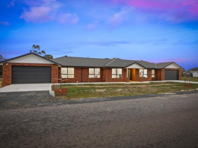 Brand New Family Luxury on 2,016m² with Four Car Accommodation