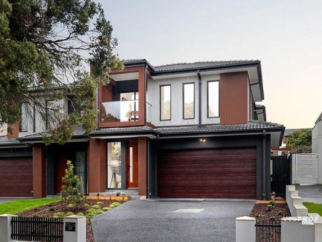 Brand New Family Luxury, Steps from Ruffey Lake Park
