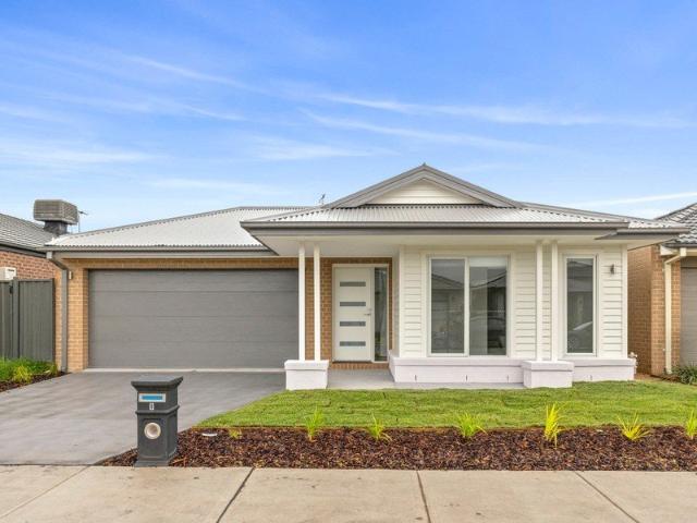 Brand New Family Living!