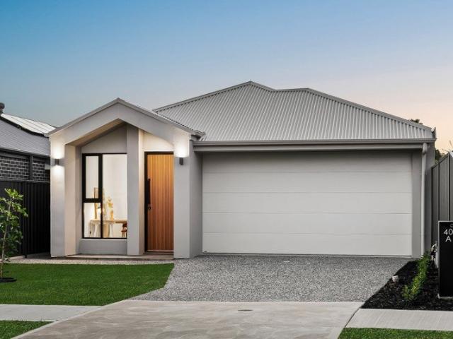 Brand New Family Living with Contemporary Style