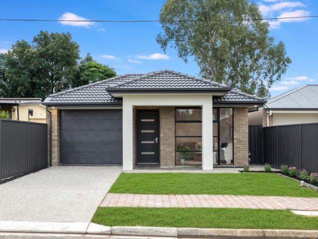 Brand New Family Living with Space to Entertain!